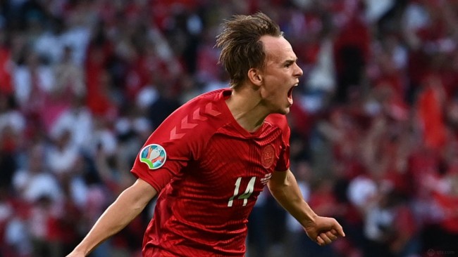 哈兰德与多特蒙德激战正酣，补时阶段一粒世界波决定胜负！的简单介绍