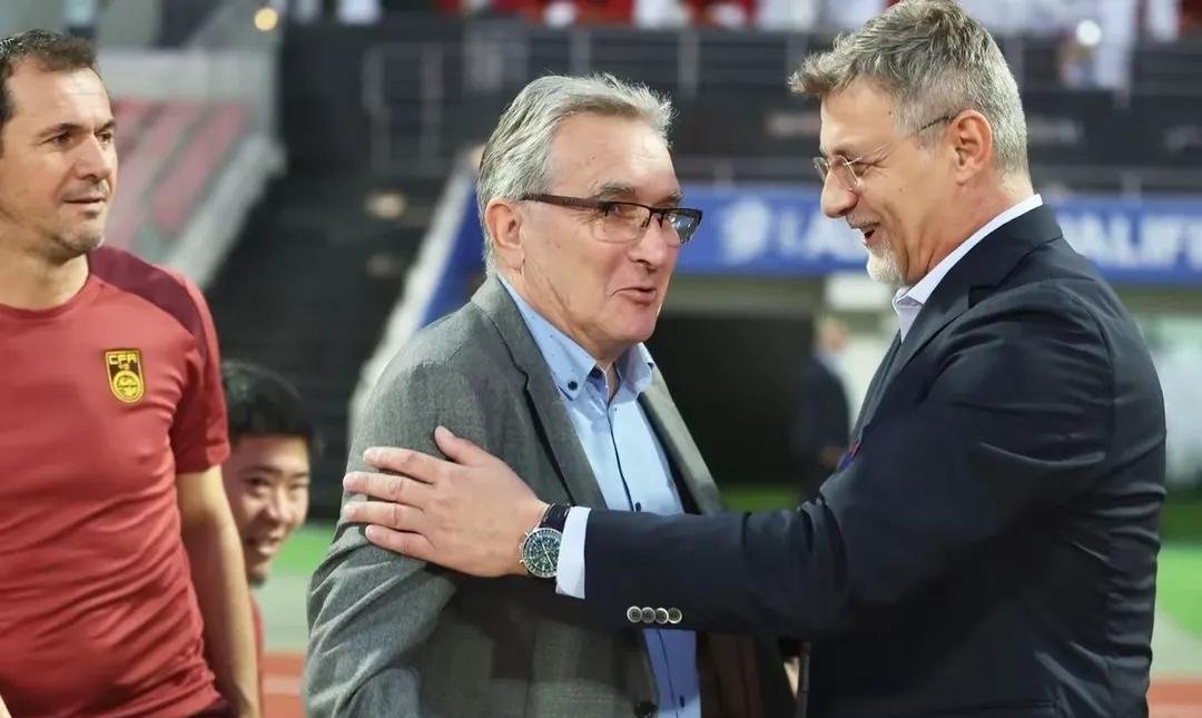 包含凯尔特人官方公布新规，浓眉哥引发争议，逆转取胜球迷热议！的词条